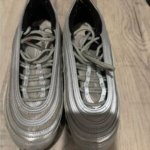 Silver Nike air max 
Size 4.5